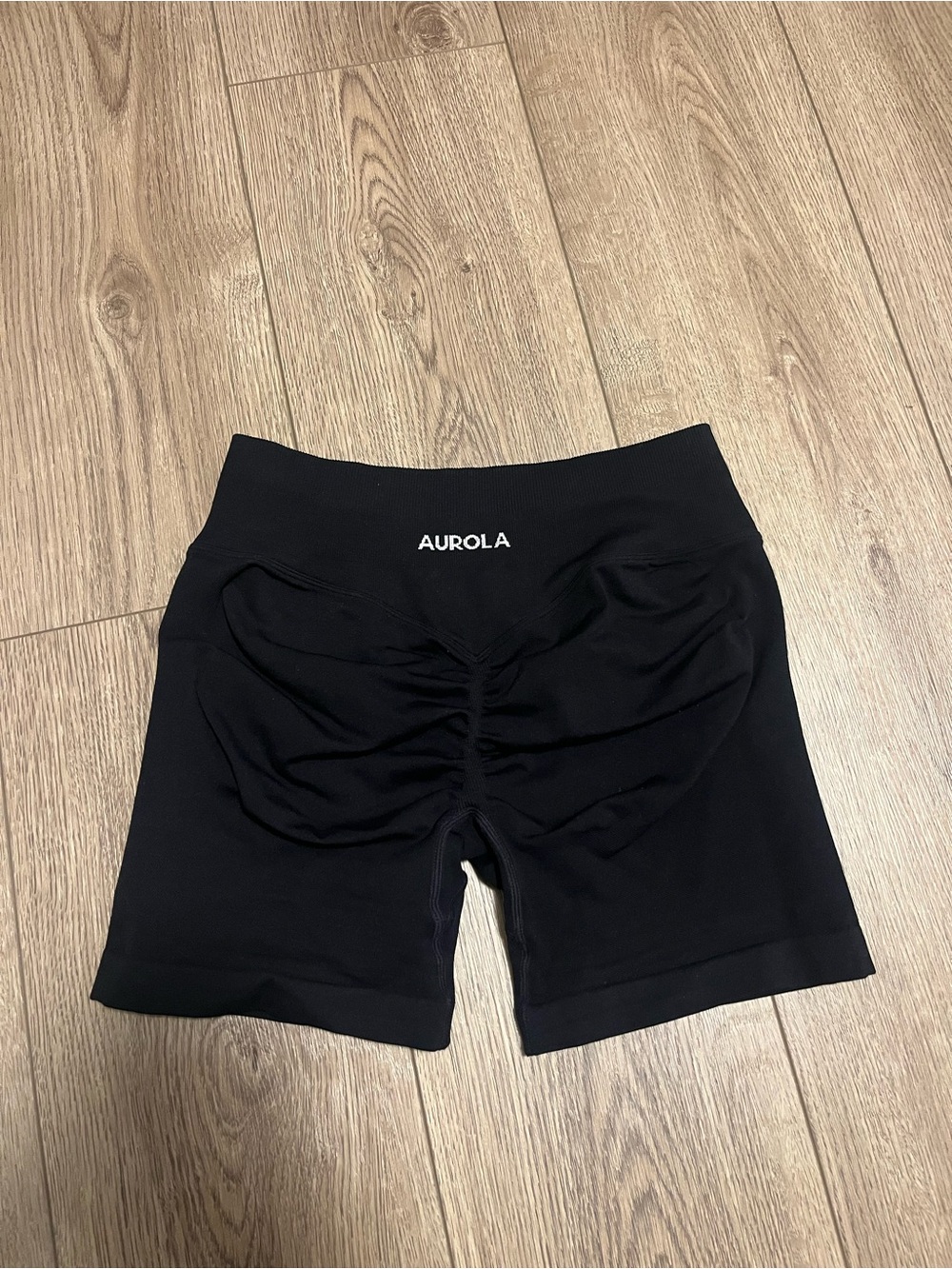 Aurola Black High-Rise Scrunch Bike Shorts for Women